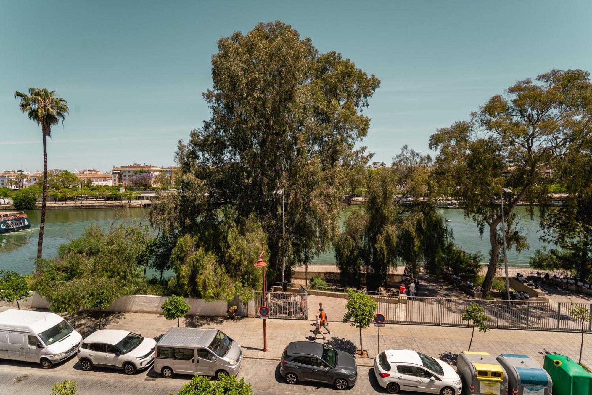 Betis River View เซบีญา ภายนอก รูปภาพ